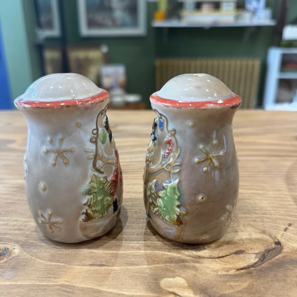 Vintage Cute Snowman Salt Pepper Shakers Ceramic Christmas Holiday Kitchen Decor